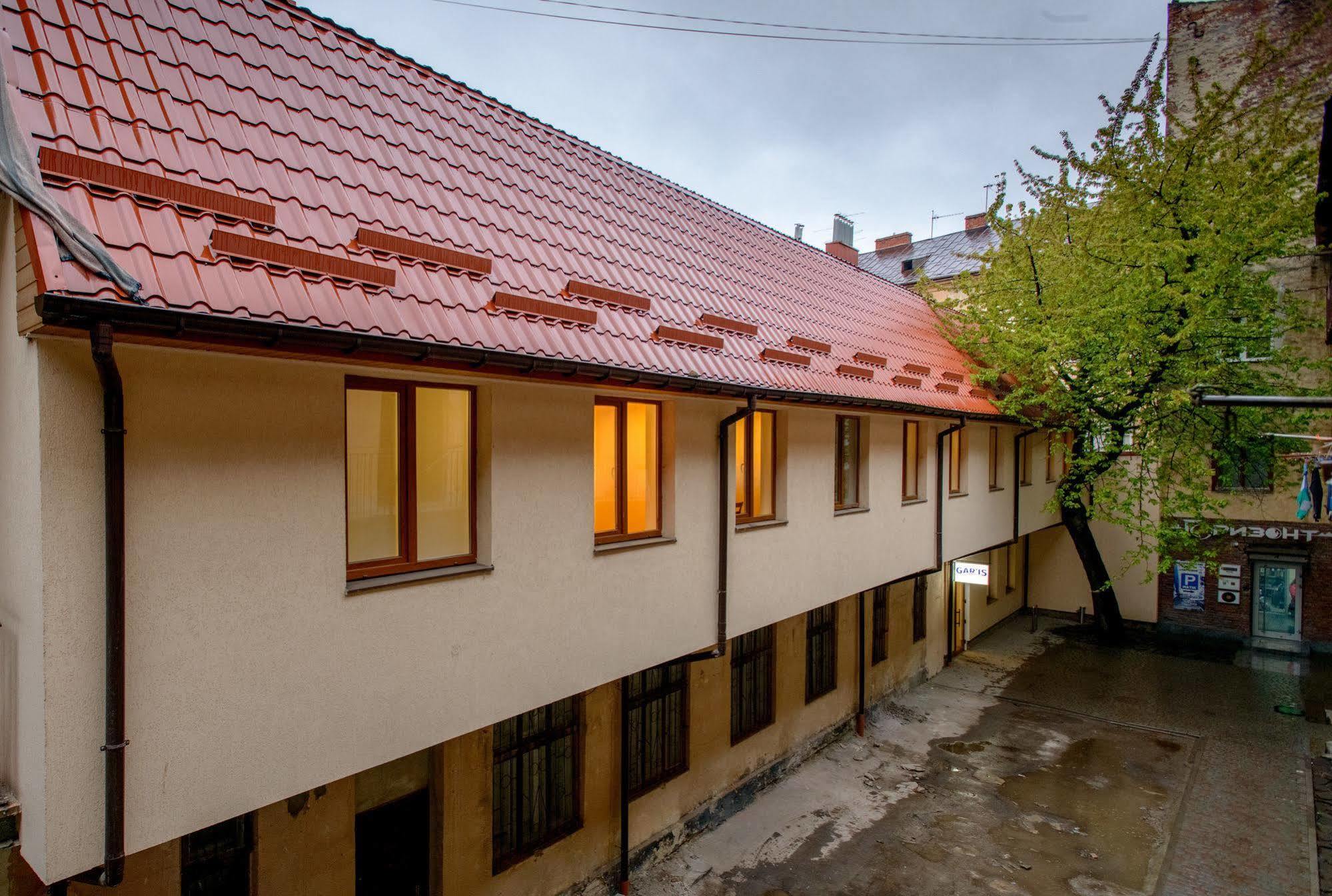 Gar'Is Hostel Leopoli Esterno foto